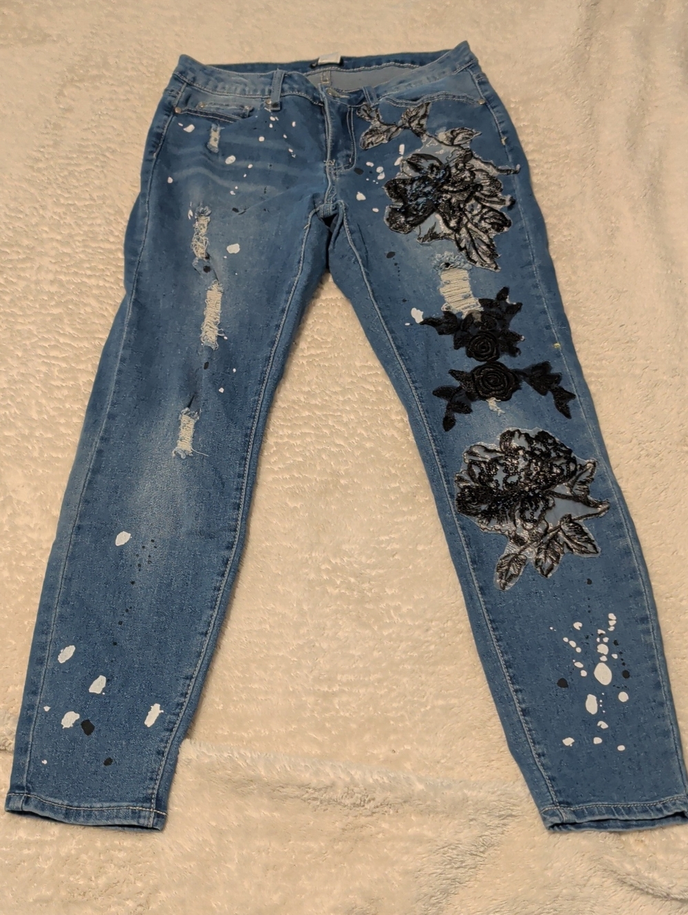 VENUS Blue Skinny Jeans with Black Floral Embroidery